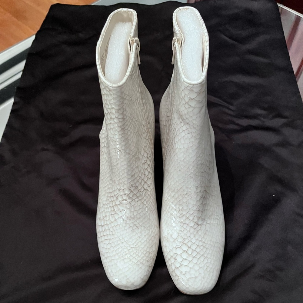 Steve Madden White Boots
